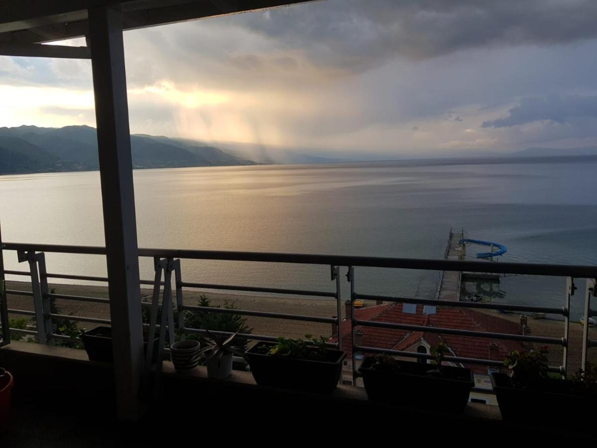 Kelvi'S Apartment Pogradec Exteriér fotografie