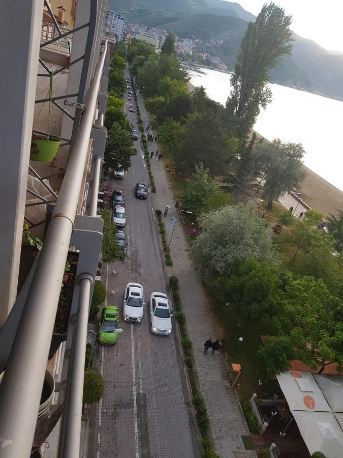 Kelvi'S Apartment Pogradec Exteriér fotografie